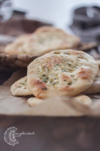 chlebki naan