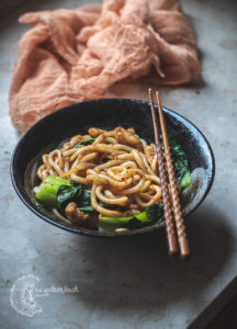 udon z pak choi